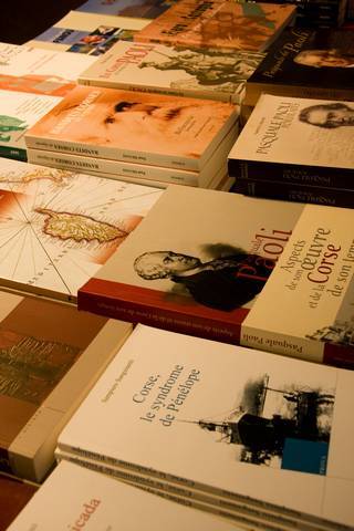 Les exposants présents en 2012. Les exposants présents en 2012.